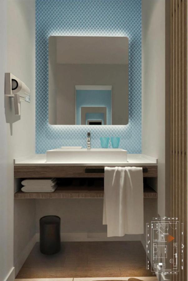 Holiday Inn Express Jiuzhaigou,Only 600 Meters To Jiuzhaigou Park By Ihg Exteriör bild