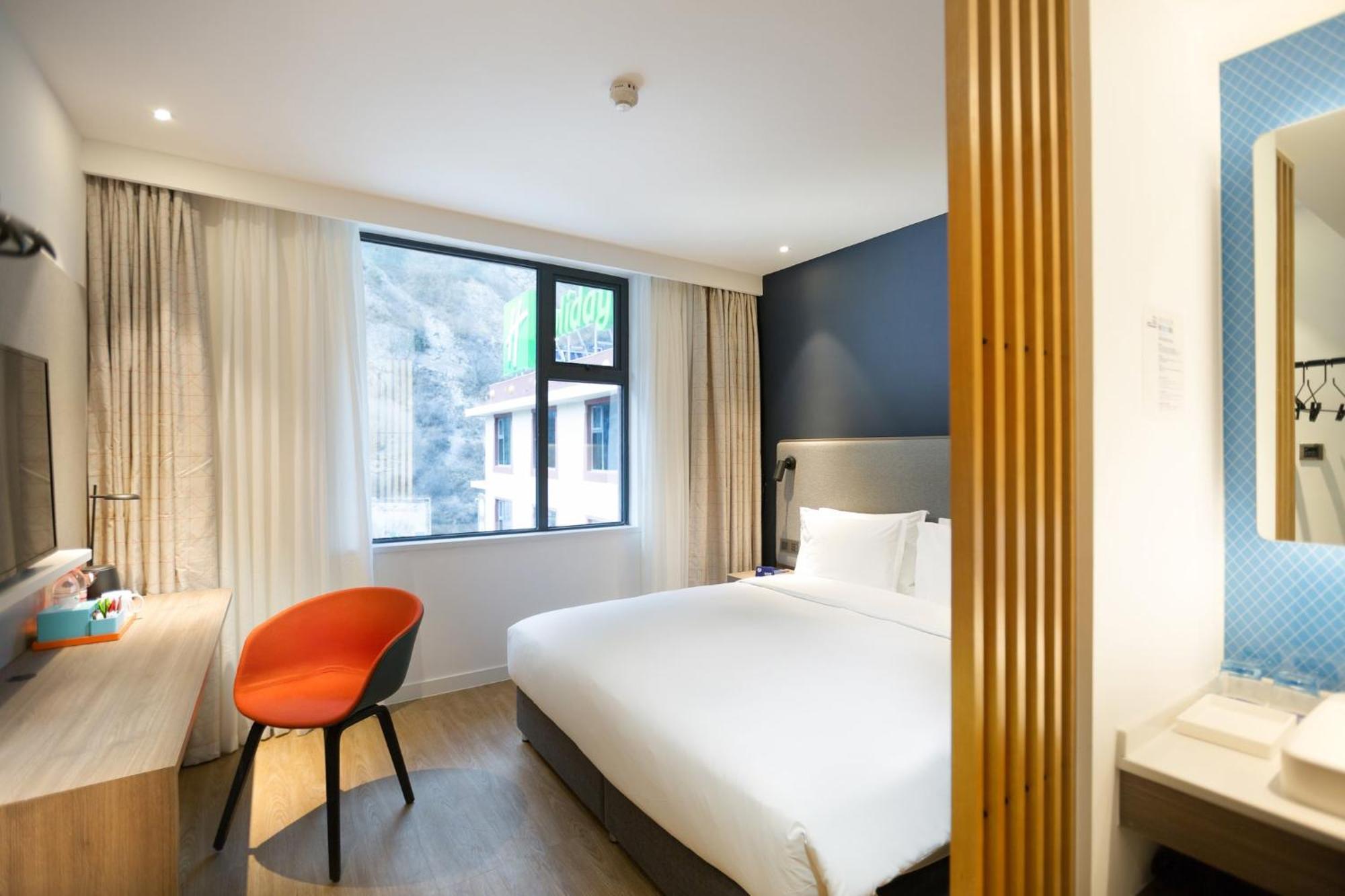 Holiday Inn Express Jiuzhaigou,Only 600 Meters To Jiuzhaigou Park By Ihg Exteriör bild