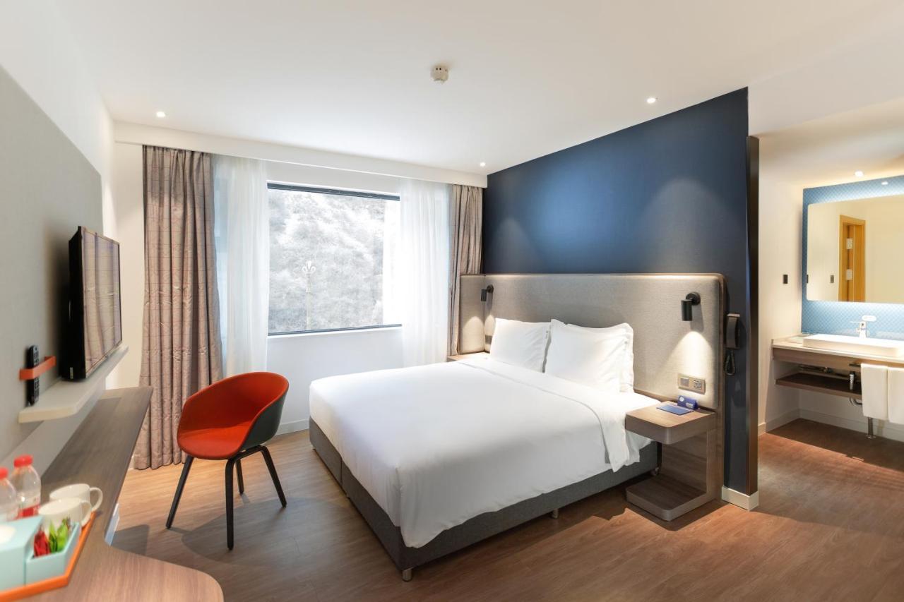 Holiday Inn Express Jiuzhaigou,Only 600 Meters To Jiuzhaigou Park By Ihg Exteriör bild